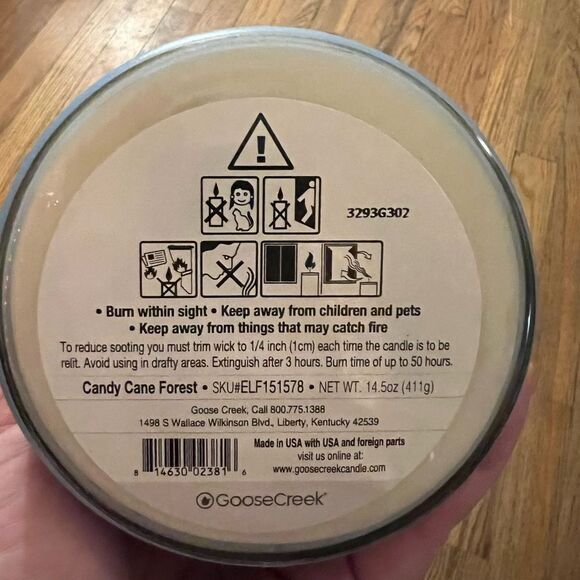 Goose Creek Limited Edition ELF 3 Wick Candle Candy Cane Forest 14.5 oz - Picture 7 of 7